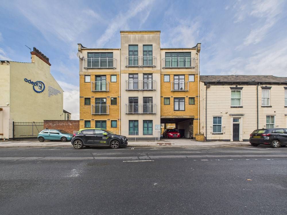 Property photo 1 of 15