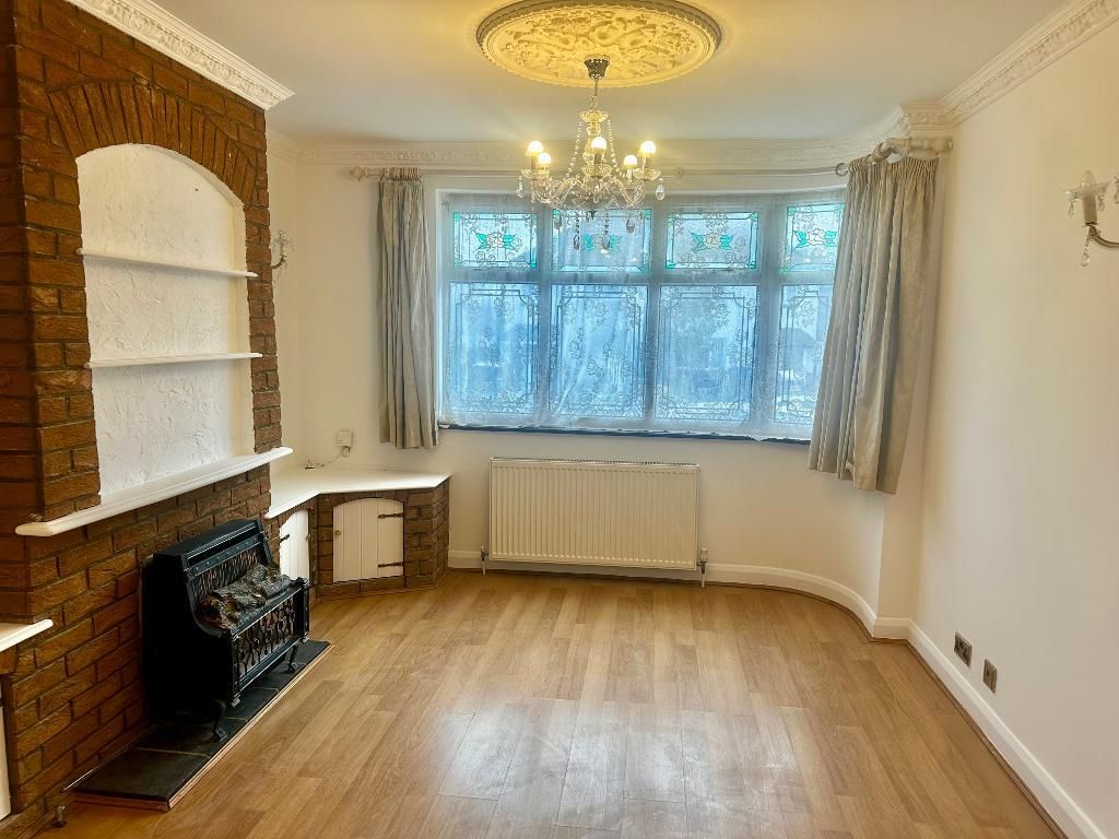 Property photo 2 of 11 Photo 2