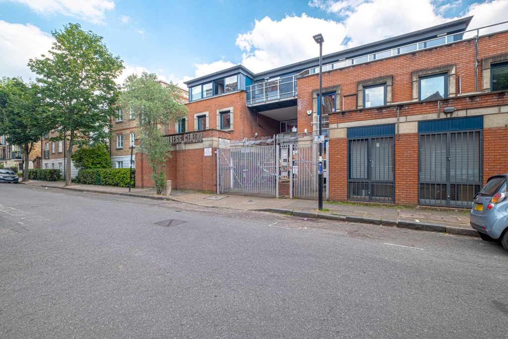 Property photo 1 of 8 Dscf4890-Hdr