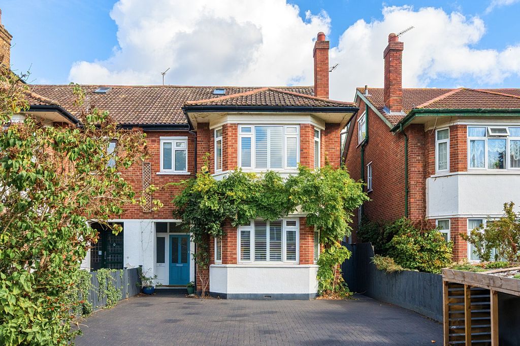 Property photo 1 of 20 1536029-20-6Ad24E...