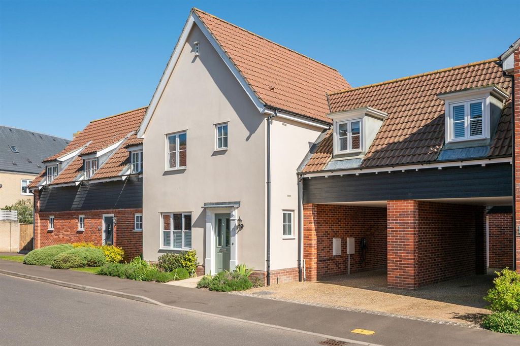 Property photo 1 of 27 23Ecclesway,Holt-2.Jpg