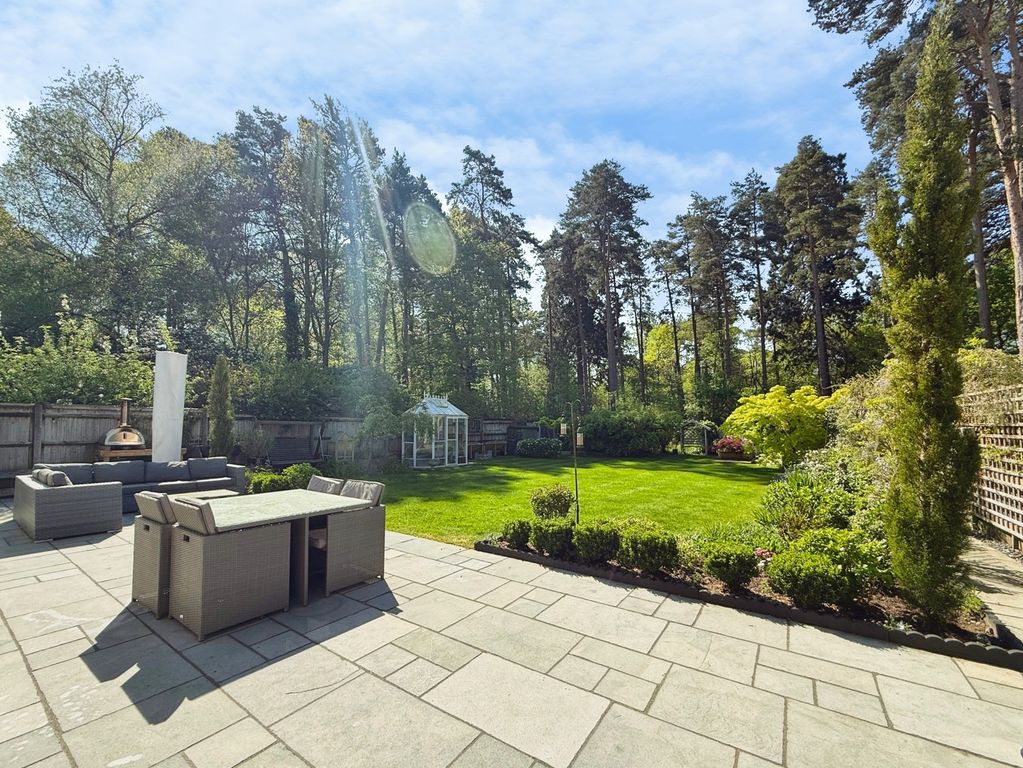 Additional image 15 of 6 bed detached house for saleWaterloo Road, Crowthorne, Berkshire RG45