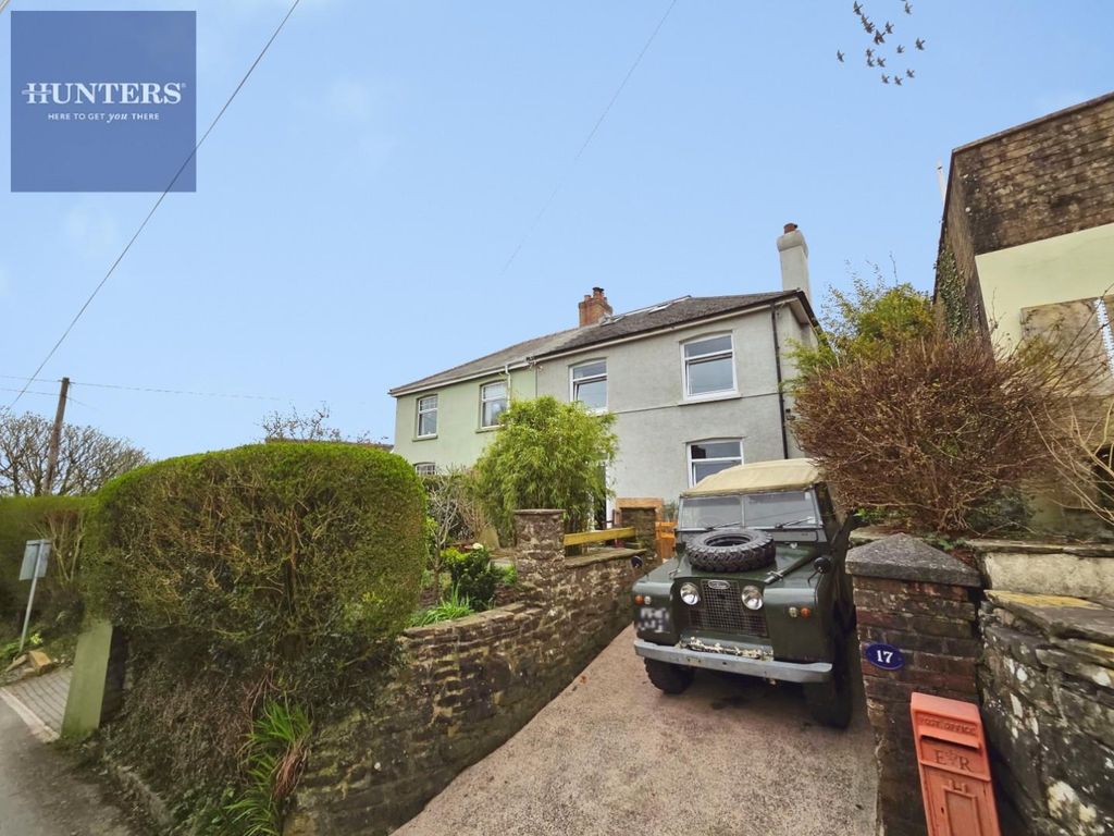 Property photo 2 of 18 5A47ba81-32951.Jpg