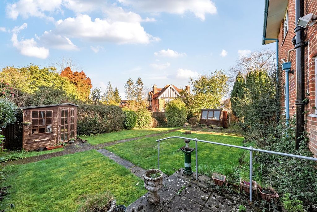 Property photo 2 of 19