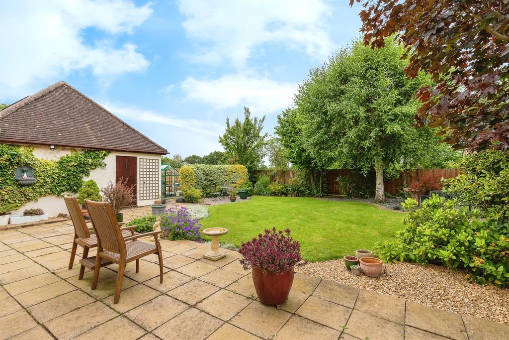 Property photo 3 of 15