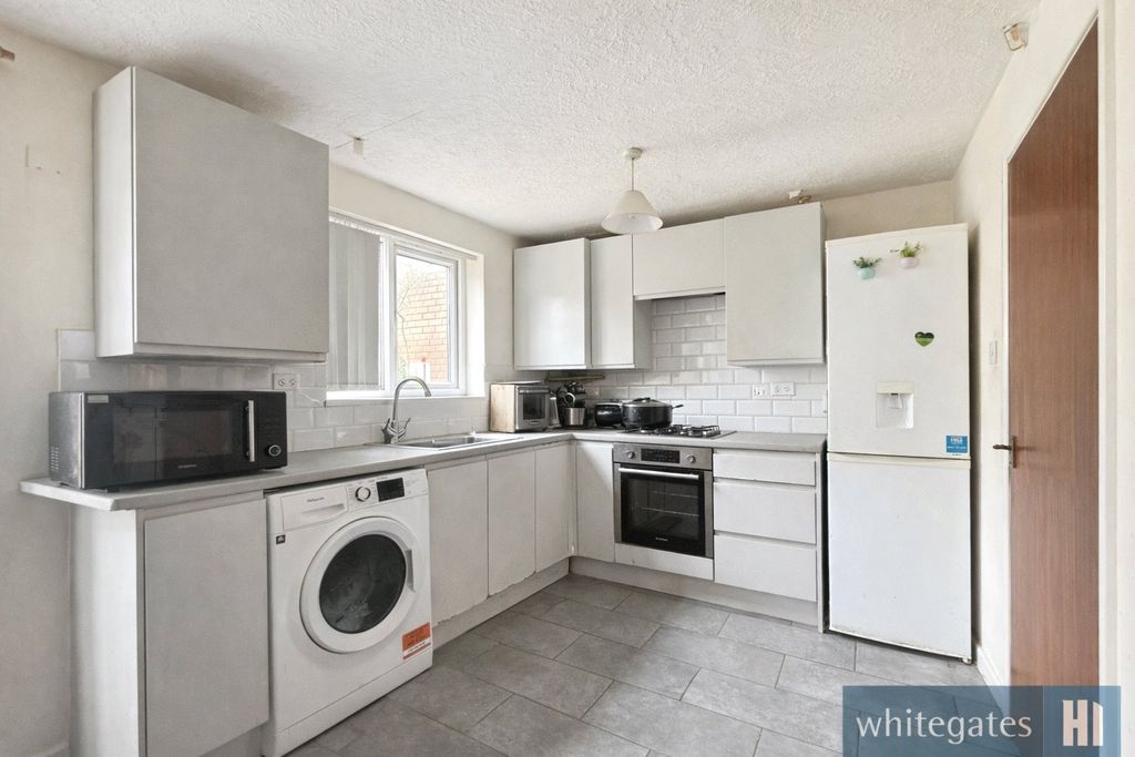 Property photo 3 of 14 Picture No. 10