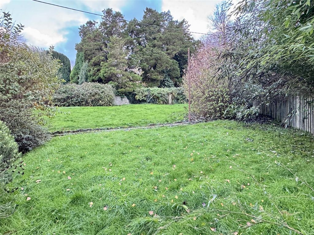 Property photo 2 of 16