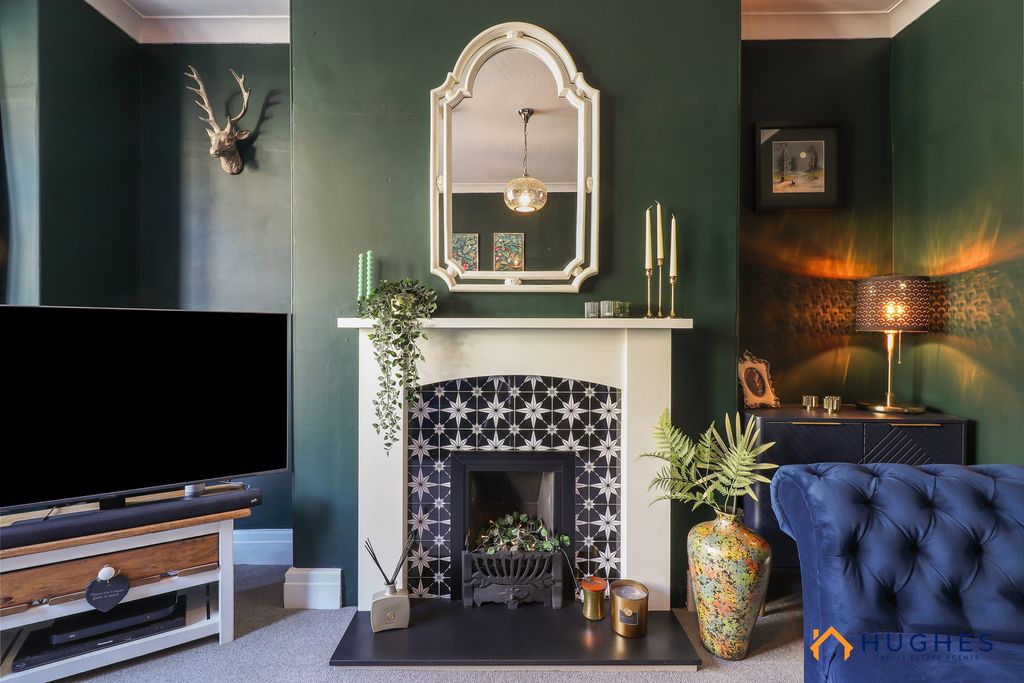 Property photo 3 of 34