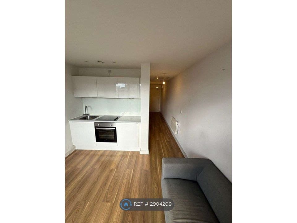 Property photo 2 of 8