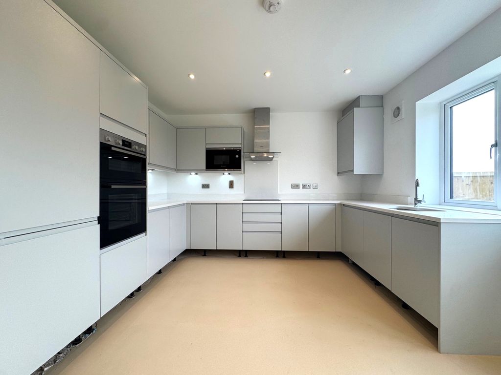 Property photo 2 of 6 Image