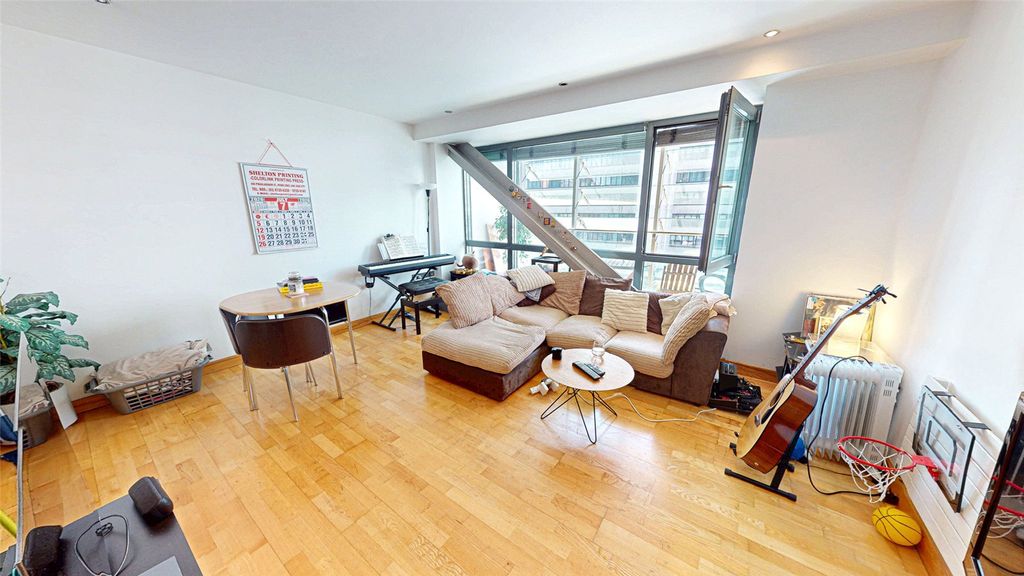 Property photo 1 of 11 Picture No. 12