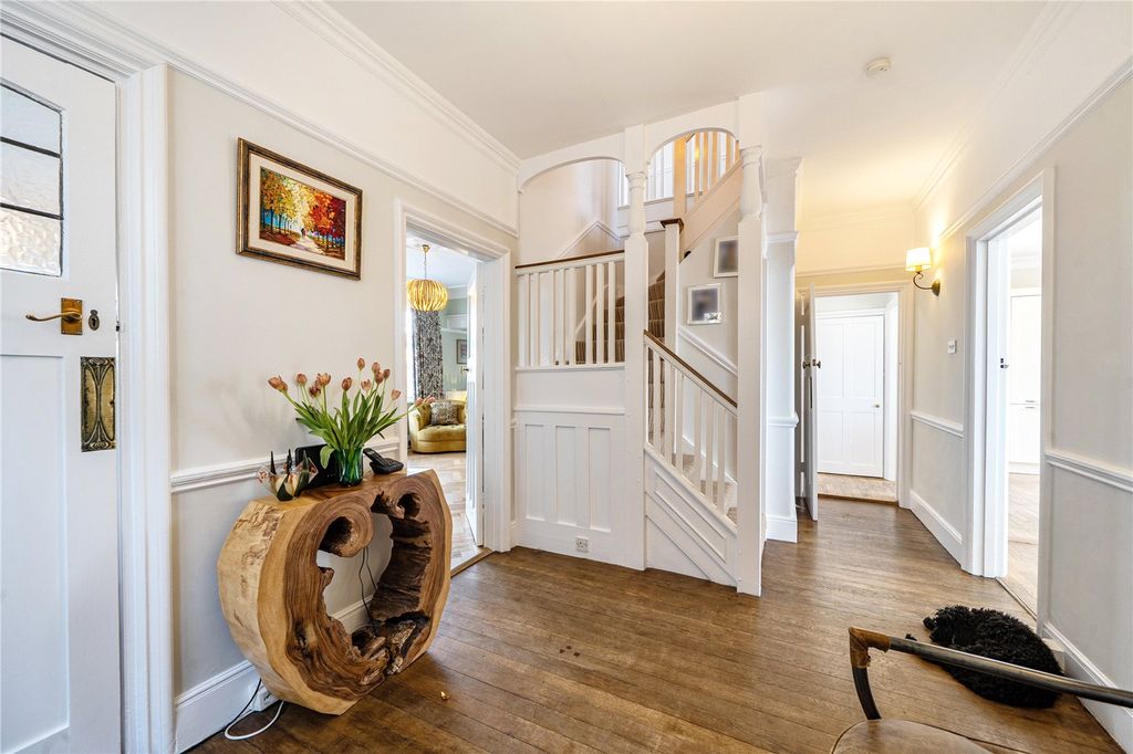 Property photo 2 of 29 Picture No. 71