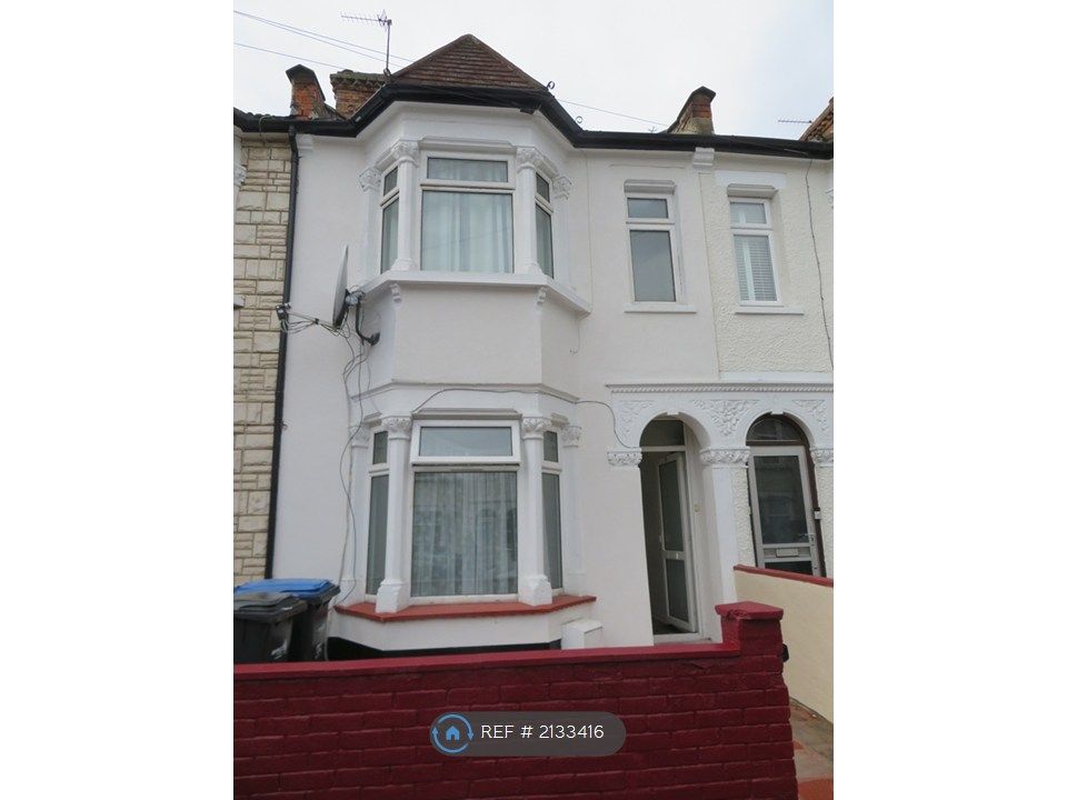 Property photo 2 of 34