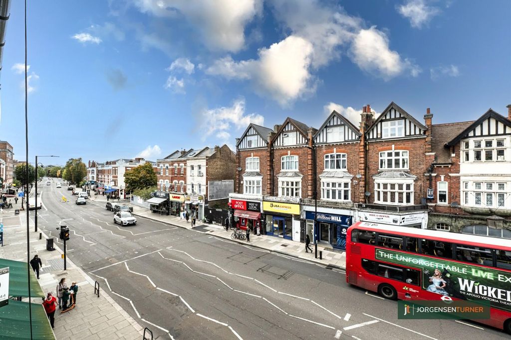 Property photo 2 of 12