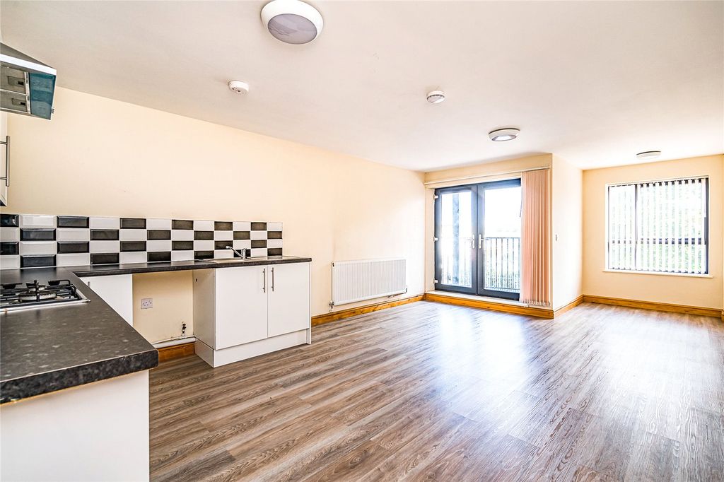 Property photo 2 of 10 Open Plan Living