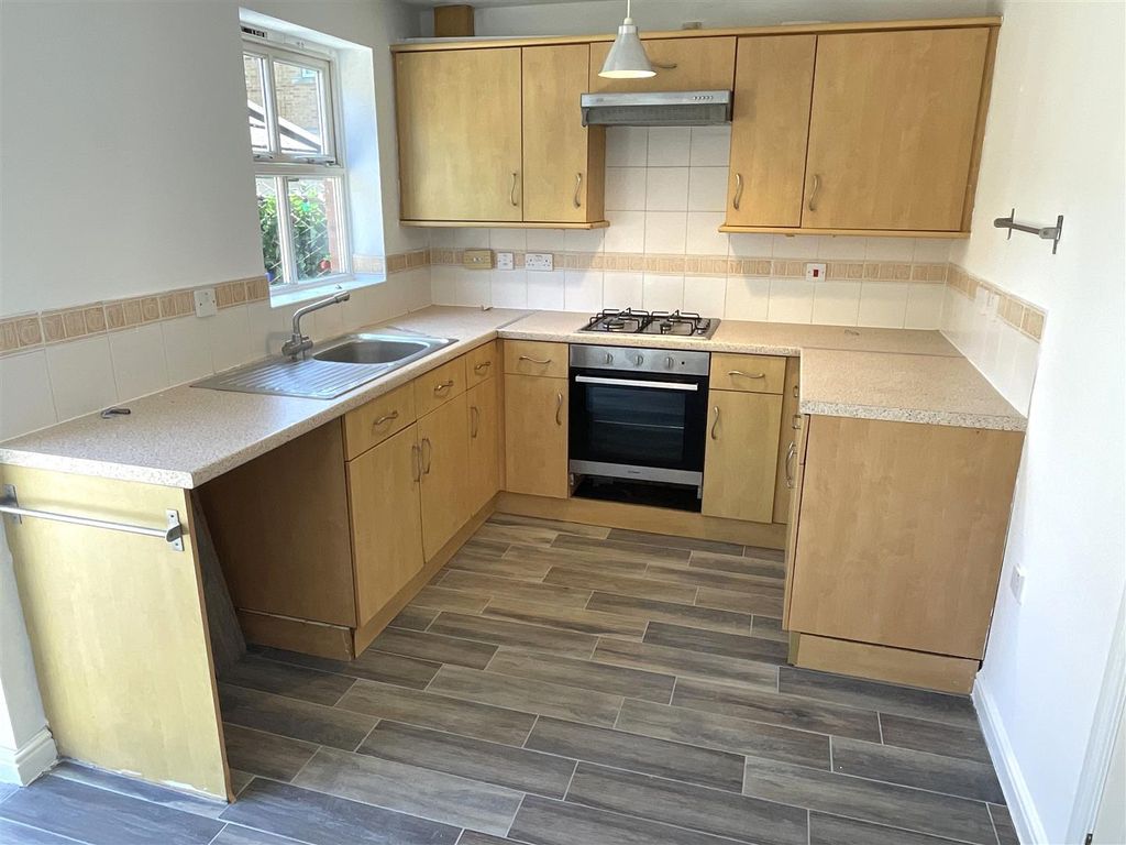 Property photo 3 of 12 Img_0871.Jpg