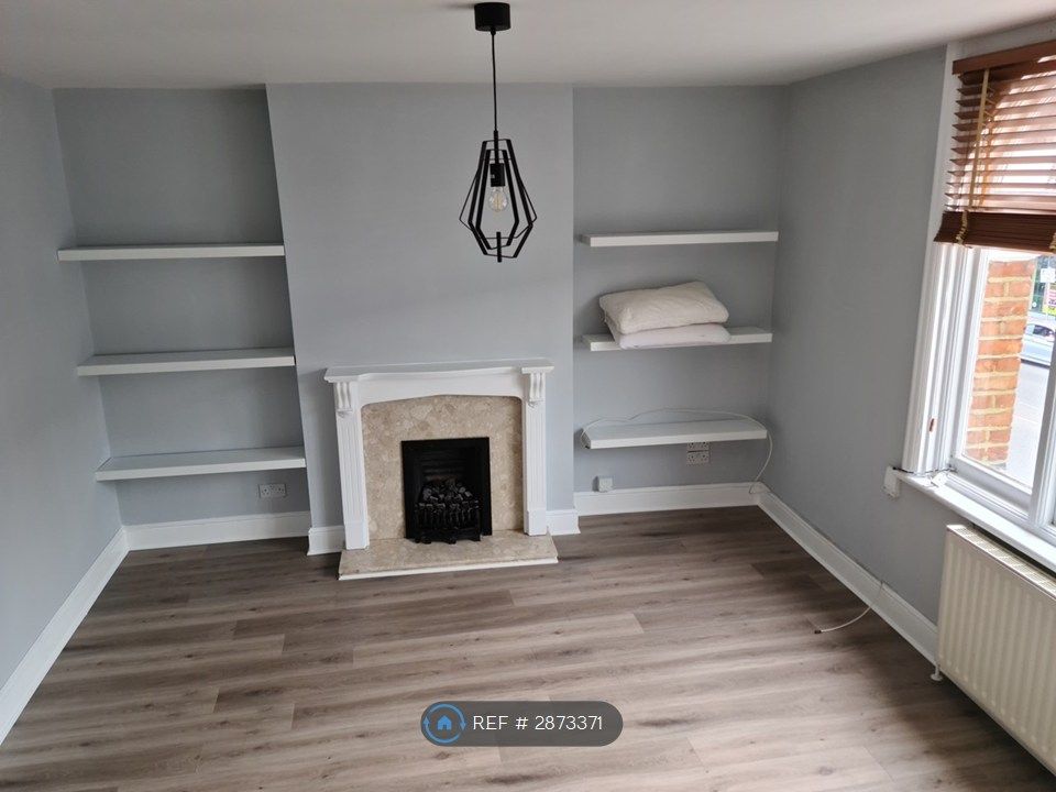 Property photo 1 of 5 Lounge