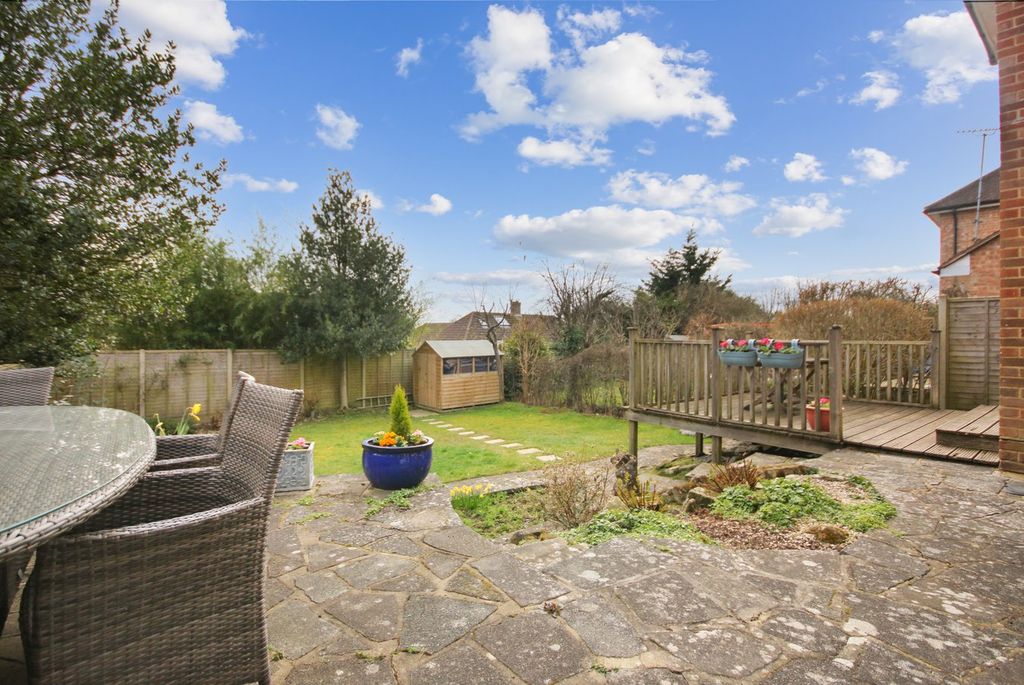 Property photo 2 of 17