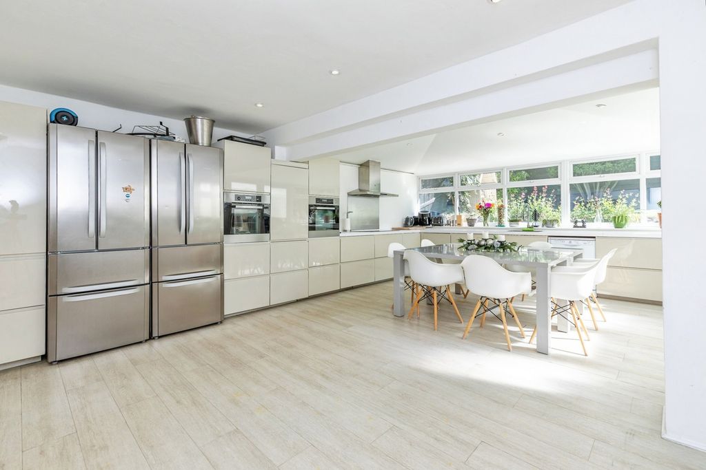 Property photo 1 of 15 Pbox-Img.Jpg