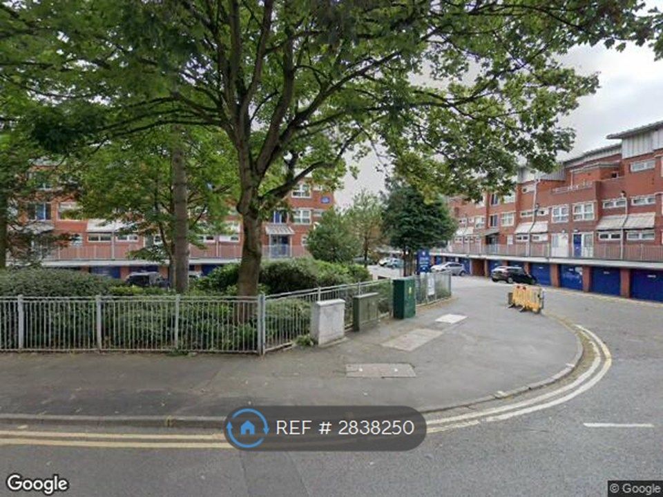 Property photo 3 of 12