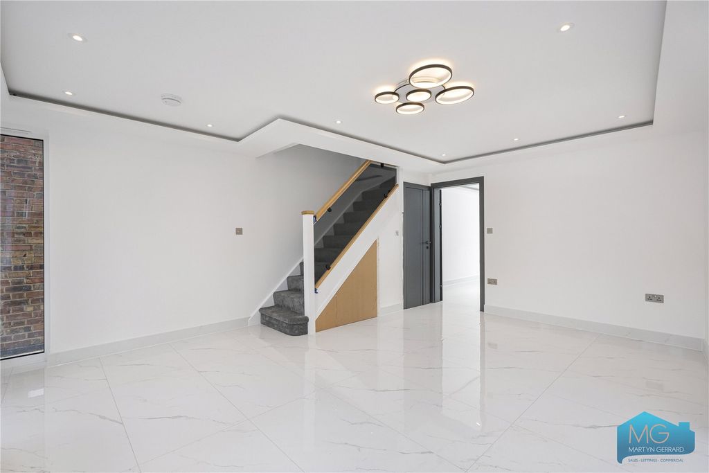 Property photo 3 of 23 Picture No. 36