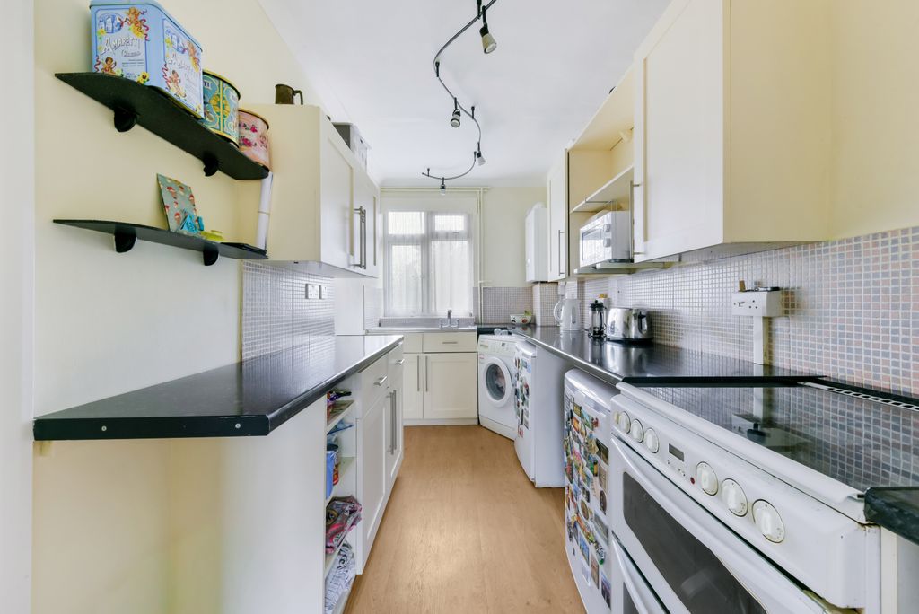 Property photo 2 of 14 Picture 2