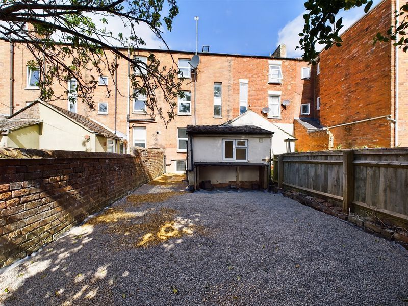 Property photo 1 of 10 Rear