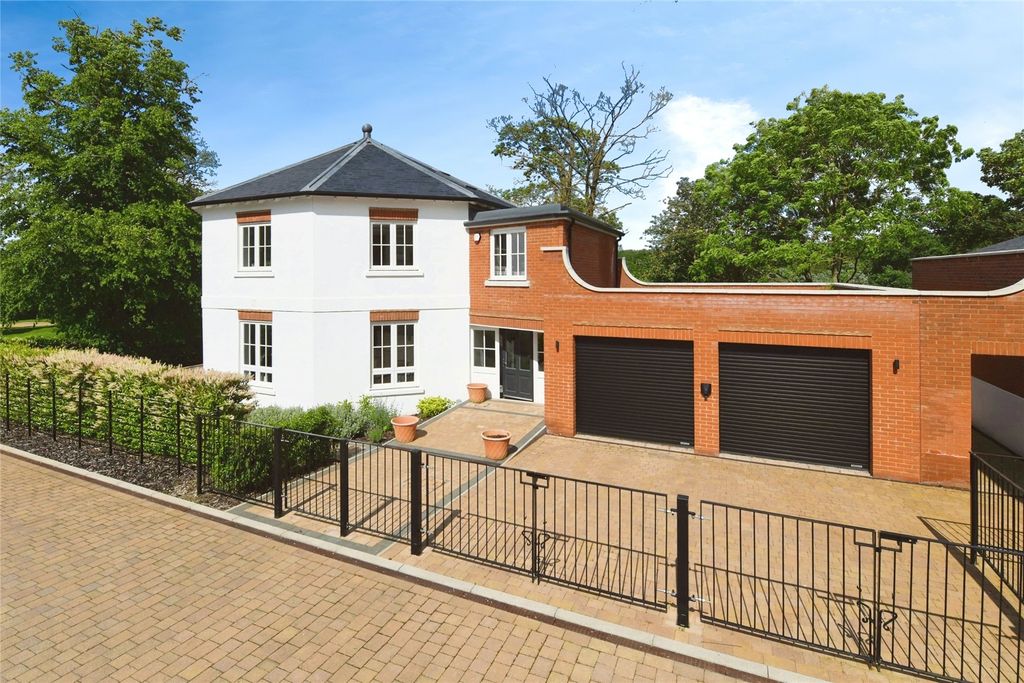 Property photo 1 of 14 Picture No. 24