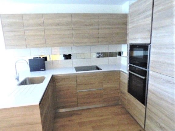 Property photo 3 of 34