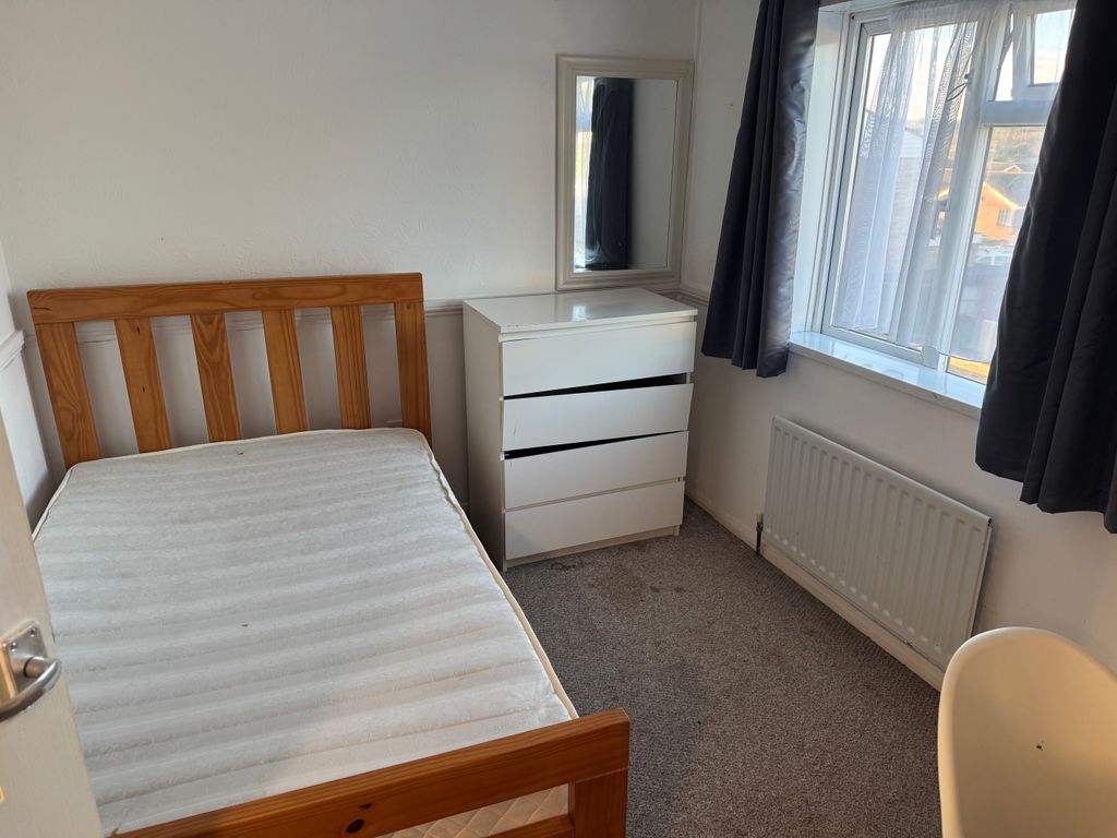 Property photo 1 of 3