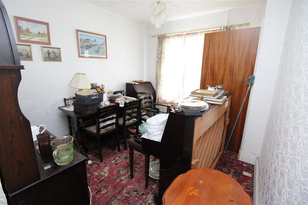 Additional image 7 of 3 bed semi-detached house for saleHillside Terrace, Deri, Bargoed CF81