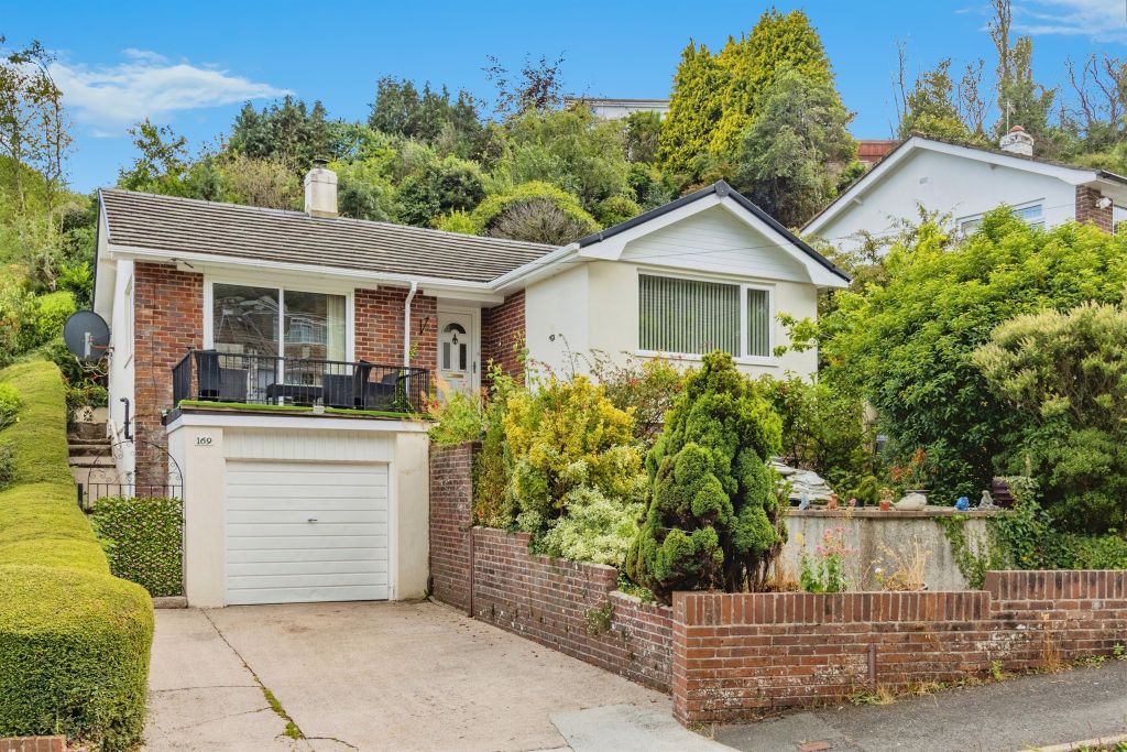 Property photo 1 of 28