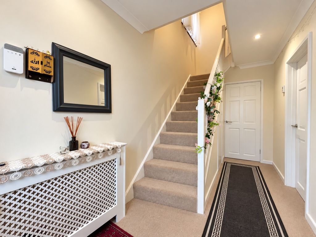 Property photo 2 of 20 5551761