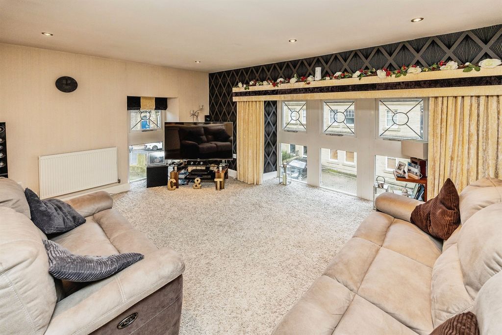 Additional image 15 of 2 bed flat for salePrescott Street, Halifax HX1