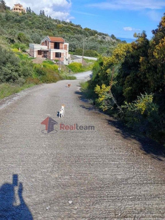 Property photo 2 of 26