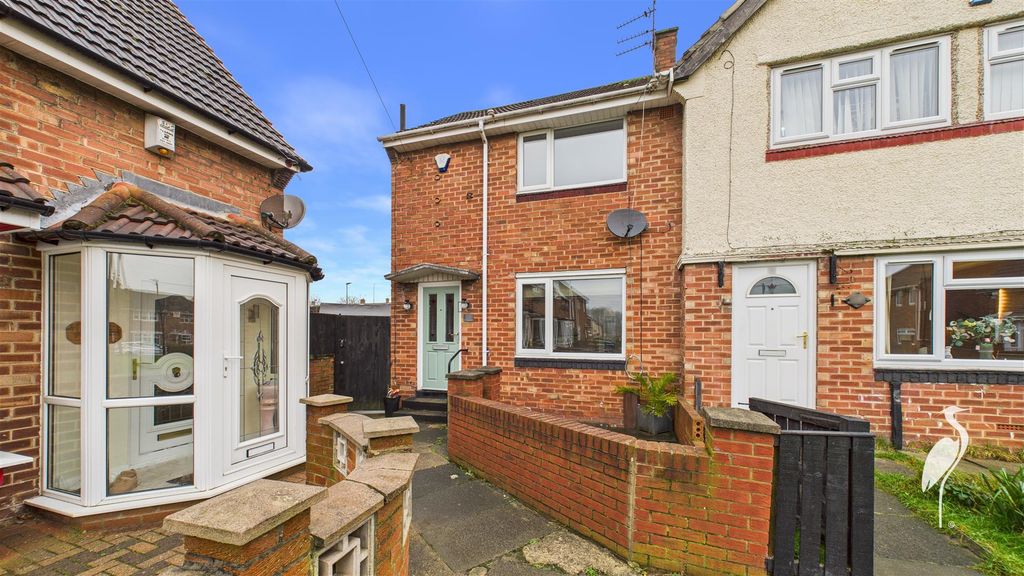 Property photo 1 of 16 Exterior