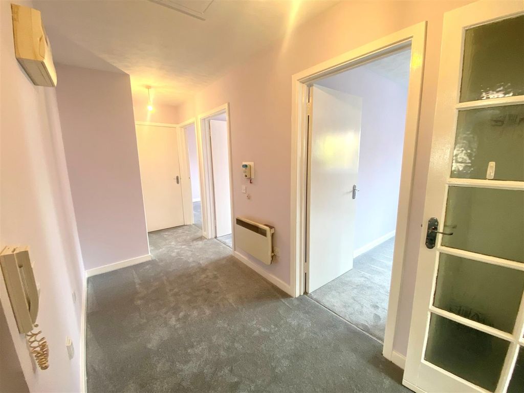 Property photo 2 of 7 Y.Jpg