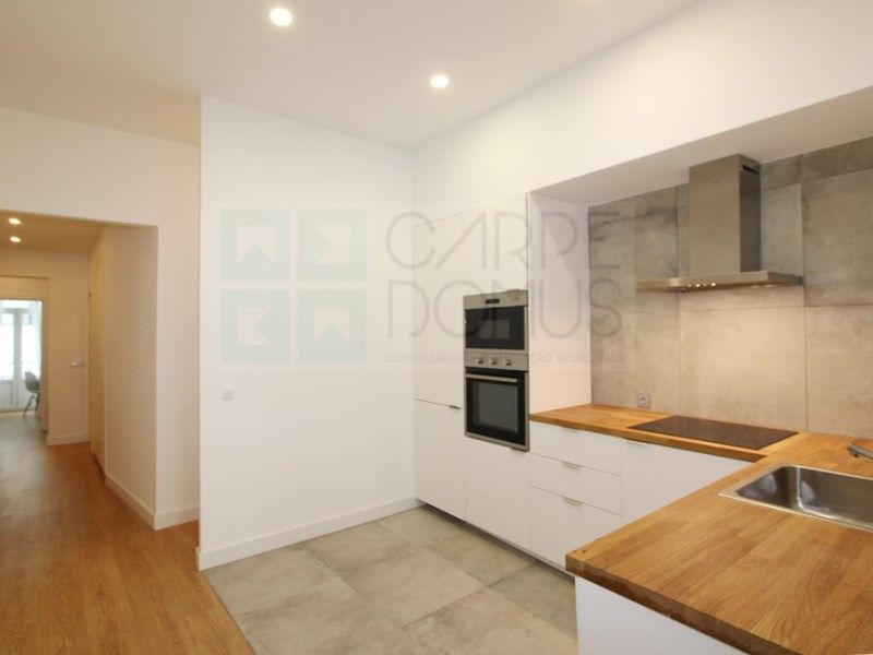 Property photo 3 of 65