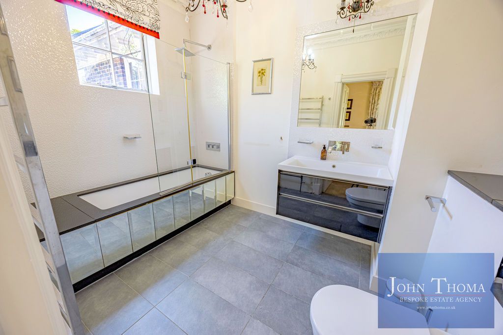 Additional image 28 of 6 bed detached house for saleManor Road, Chigwell IG7