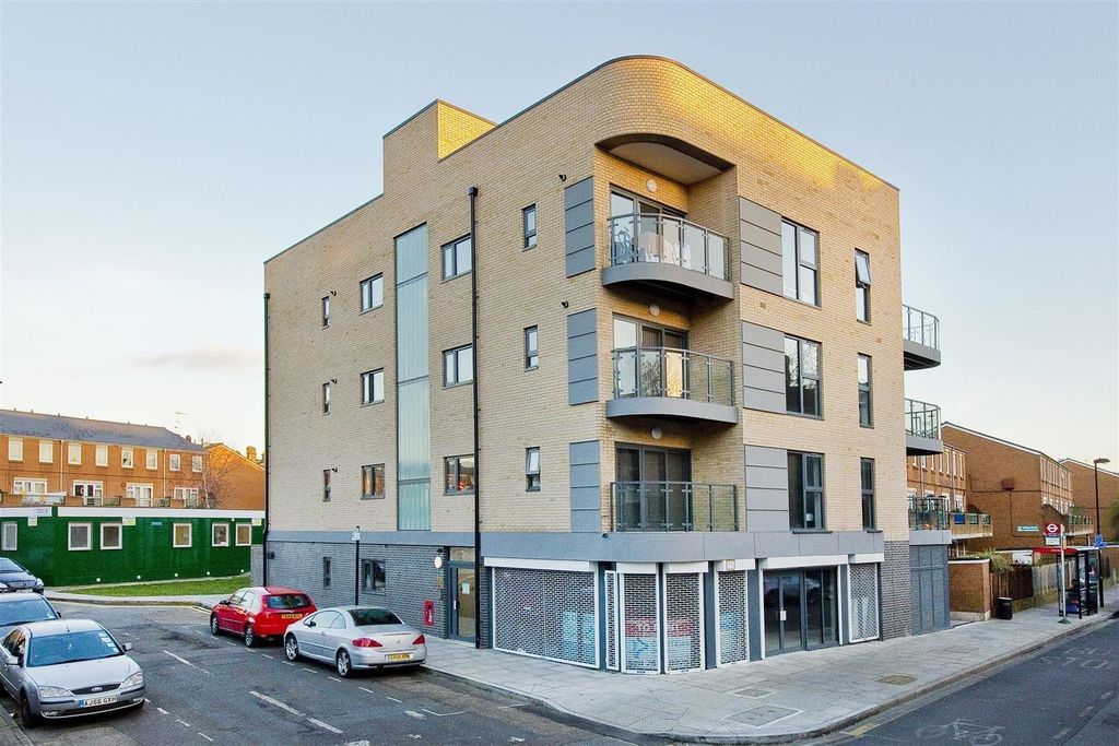 Property photo 1 of 1 External Boleyn.Jpg