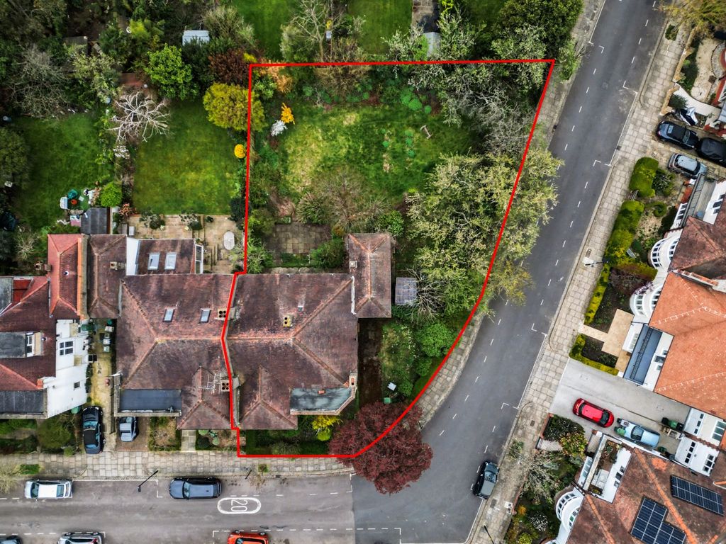 Property photo 1 of 6 4627281