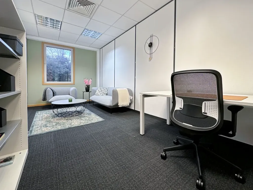 Property photo 3 of 10