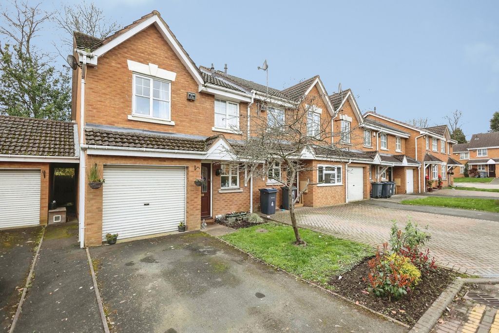 Property photo 1 of 18 Front