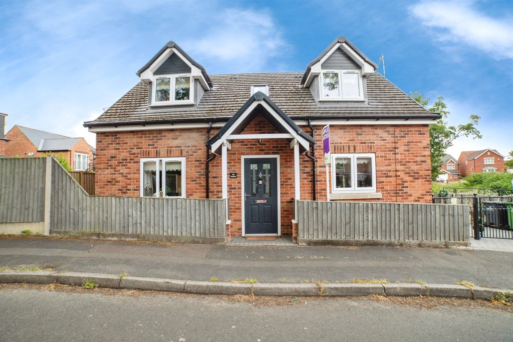 Property photo 1 of 16