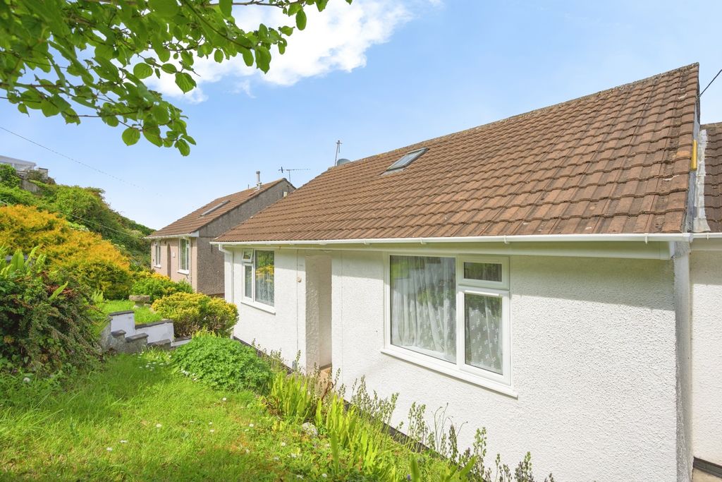 Property photo 1 of 18 Pbox-Img.Jpg