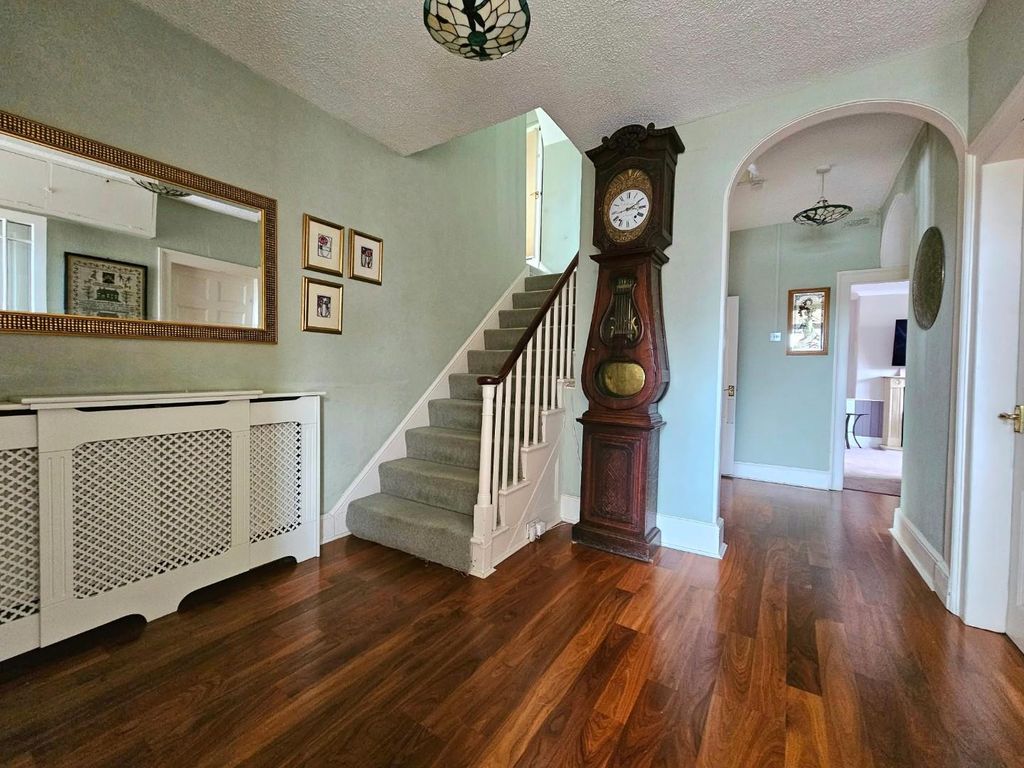 Property photo 2 of 30 Olrf5126.Jpg
