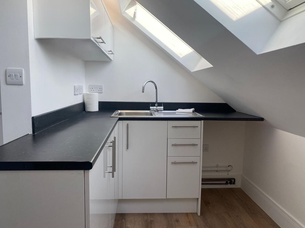 Property photo 3 of 3