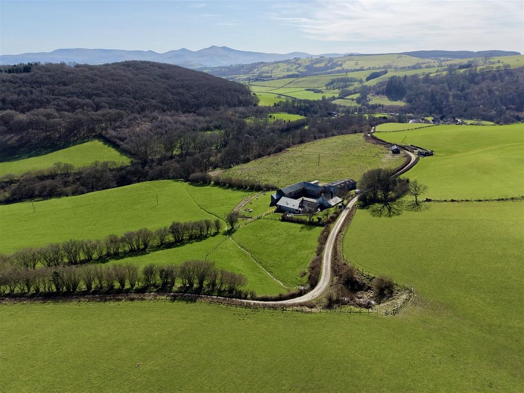 Property photo 2 of 33 Dji_Fly_20260318_134438_0148_1774083303084_Photo.J