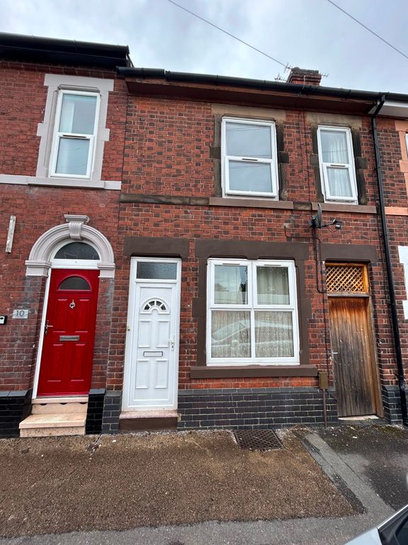 Property photo 1 of 12
