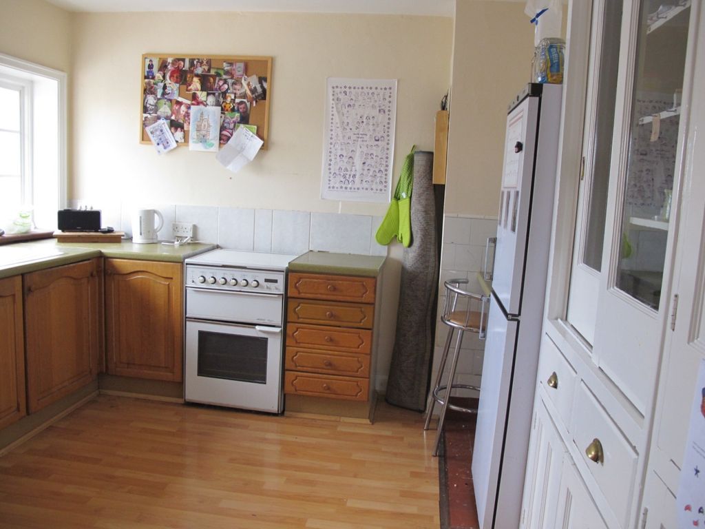 Property photo 2 of 7 4551052